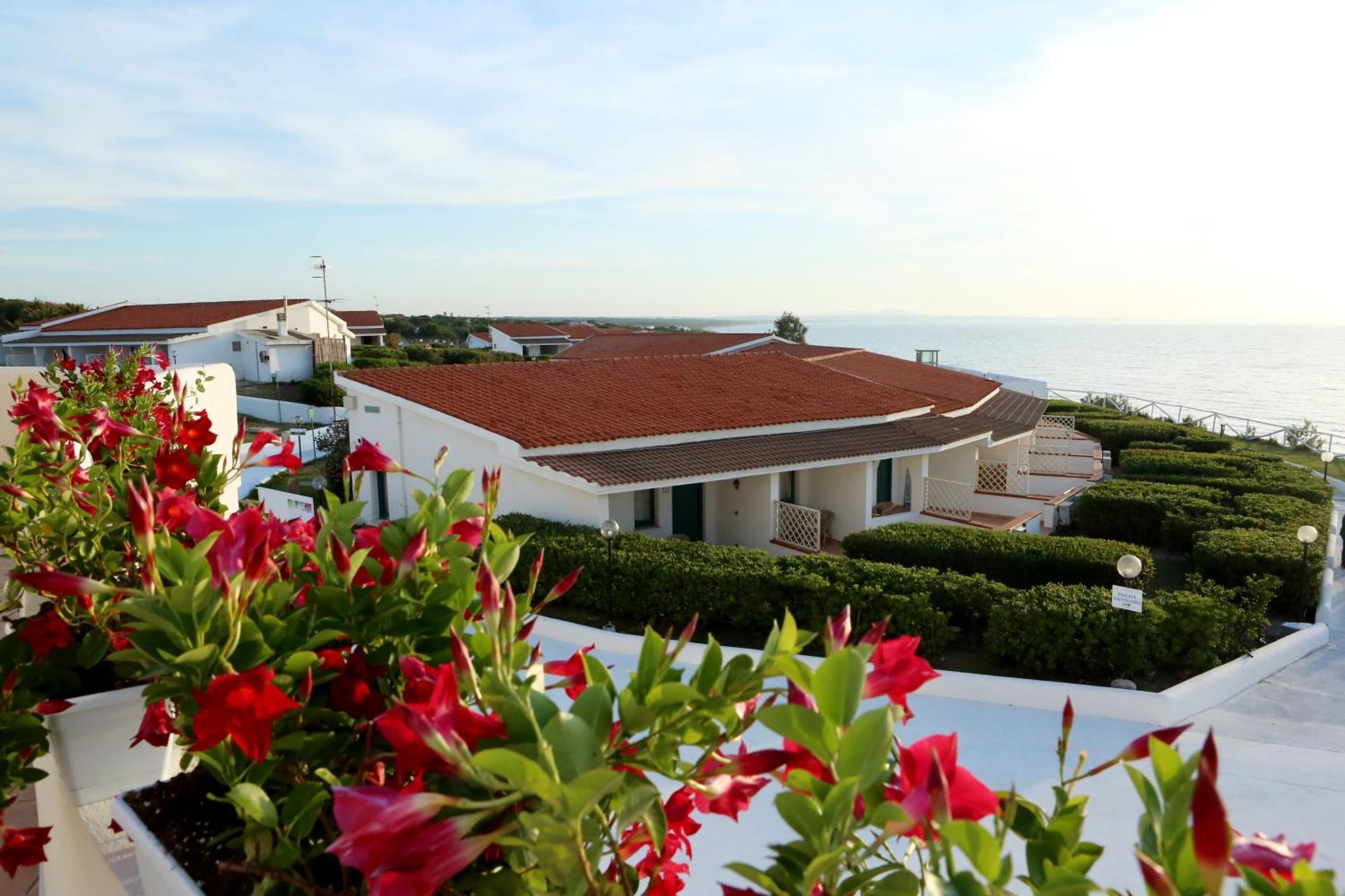 Acqua Di Mare Hotel E Resort Sorso Exterior photo